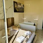 Bed & Breakfast Lovedream 3*