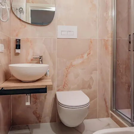 Alojamento de Acomodação e Pequeno-almoço Lovedream 3*