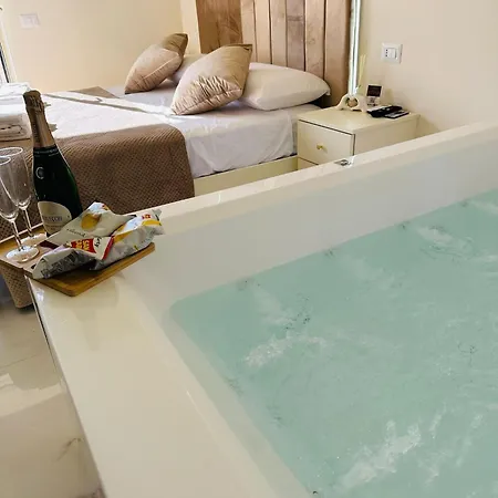 Bed and Breakfast Lovedream