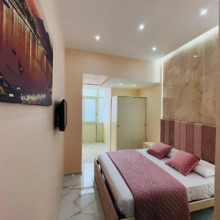 Lovedream Bed and Breakfast Νάπολη